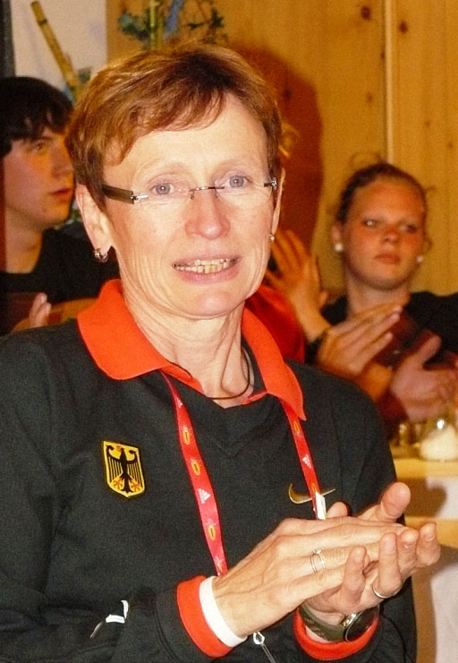 <b>Esther Fittko</b>, Vizepräsidentin Jugend im Deutschen Leichtathletik-Verband ... - Fittko